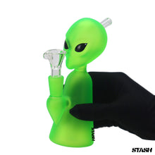 Load image into Gallery viewer, Alien Mini Bong

