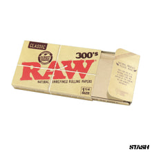 Load image into Gallery viewer, Raw Classic 300’s 1 1/4 Papers
